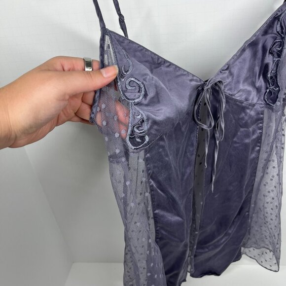 Victoria's Secret Purple Silk and Lace Embroidered Baby doll top Sz S - Picture 9 of 9
